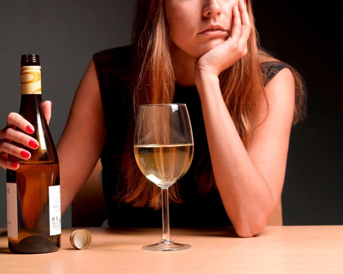 Анонимное лечение женского алкоголизма в Суздале